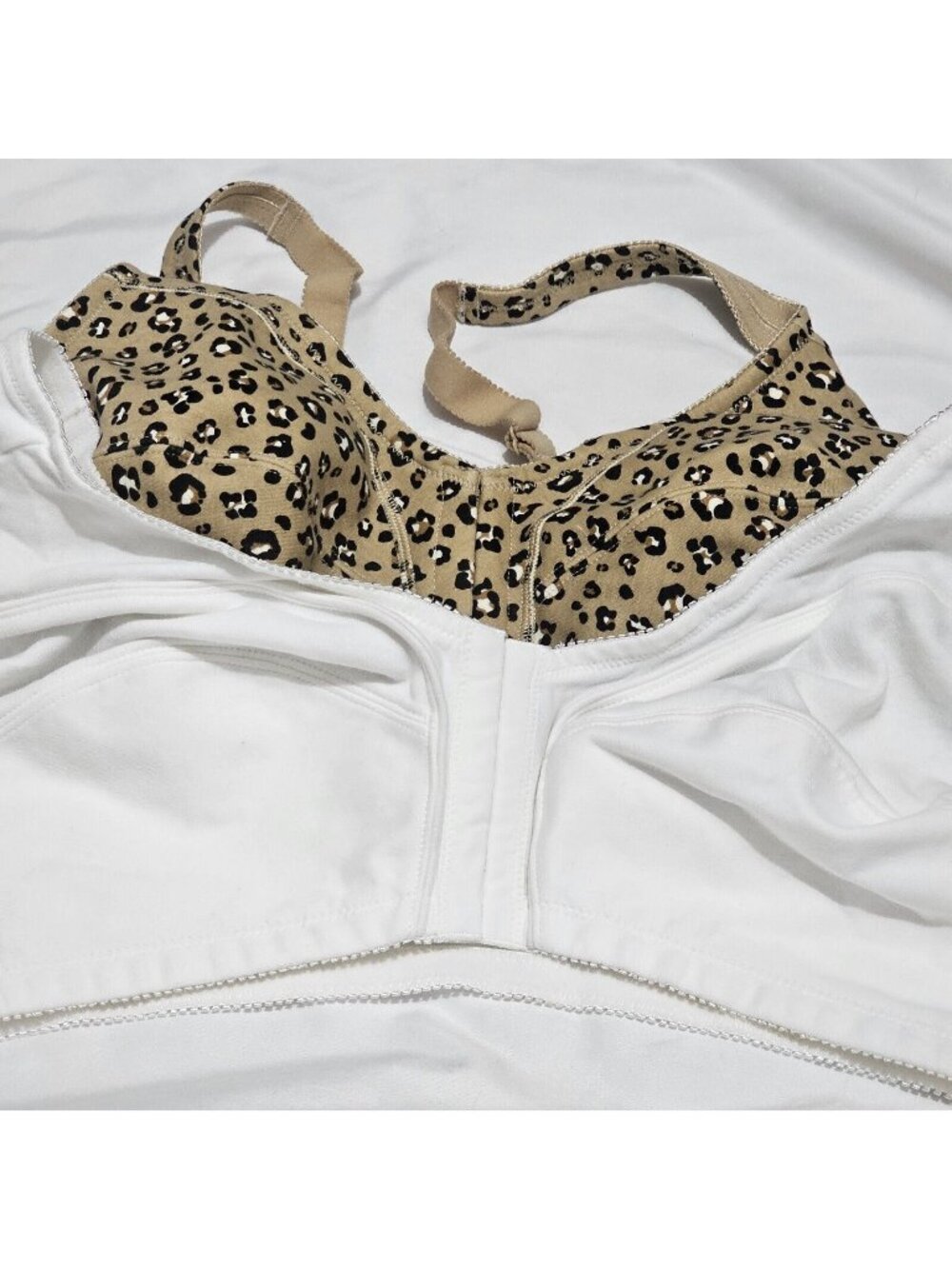 (A1355) Lot of 2 Women’s Comfort Choice Posture Support Bra Beige Size 42C Front